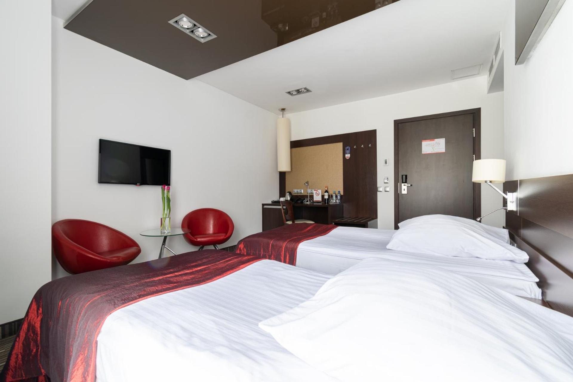 Park Hotel Diament Zabrze - Gliwice Buitenkant foto