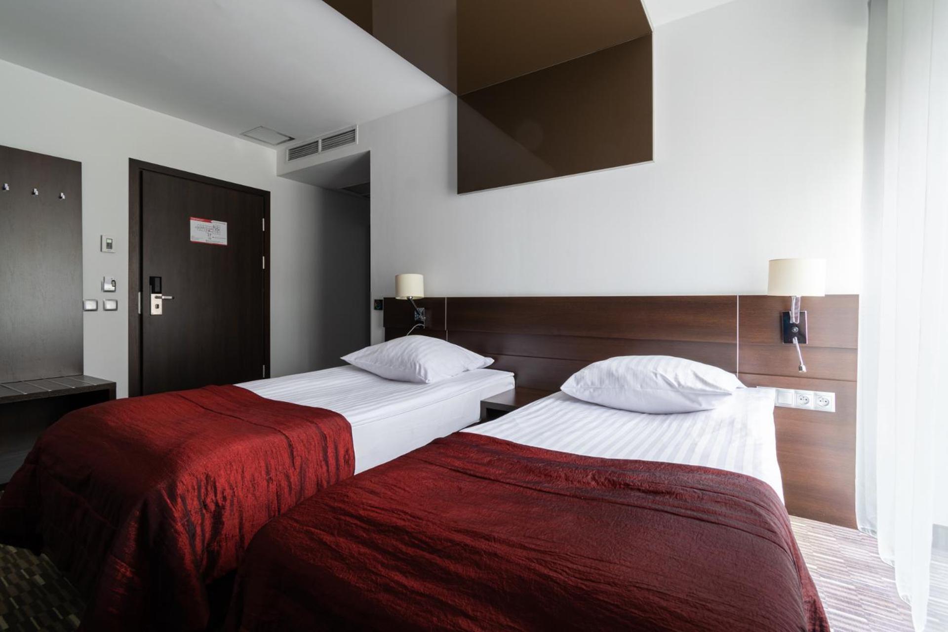 Park Hotel Diament Zabrze - Gliwice Buitenkant foto
